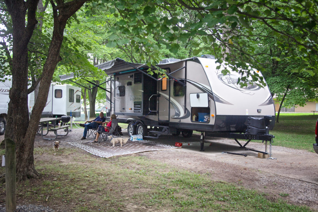 A campground with over 100 acres to explore – southern Illinois’ Burrell Woods Bicentennial Park
